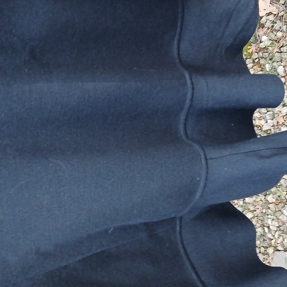 St. John Caviar Cascading Ruffle Open Front Black Knit Sweater Jacket EUC Size 4 - Picture 10 of 15